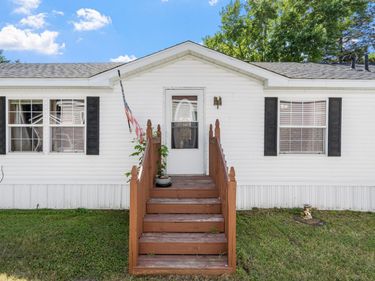 93 Riverside Terrace, Watertown, MN 55388
