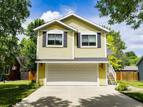 1907 27th Avenue S, Fargo, ND 58103
