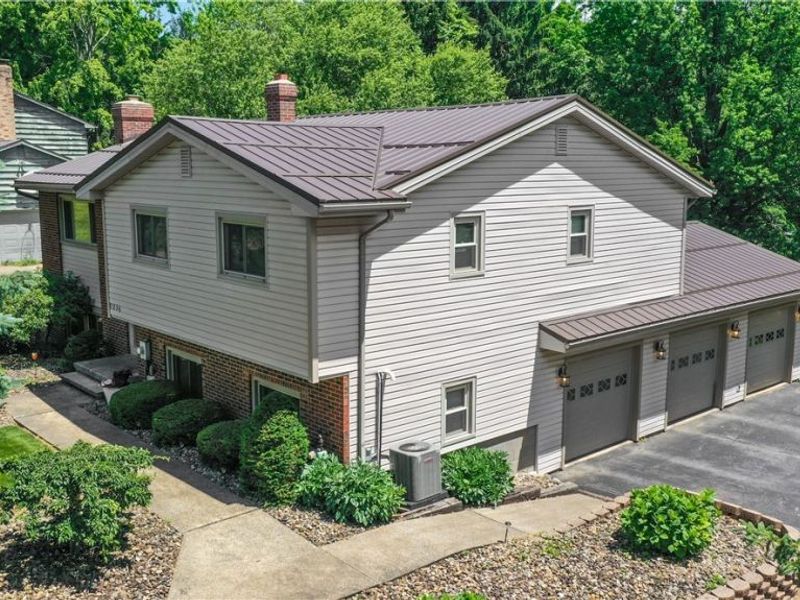 11836 Kenyon Drive, Hiram, OH 44234 Photo 2