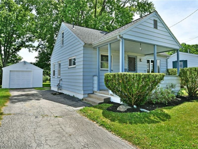 113 Massachusetts Avenue, Poland, OH 44514 Photo 3