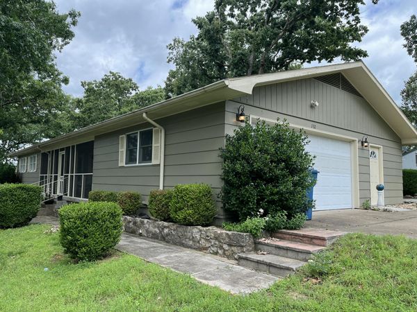 132 Pierson Avenue, Forsyth, MO 65653