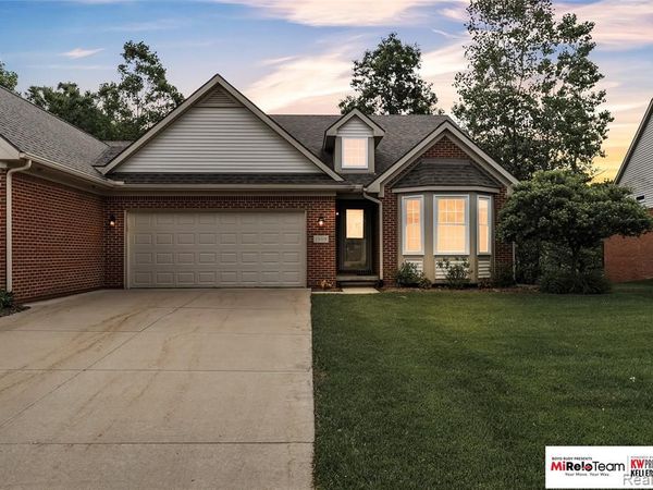 1909 Egret Pointe , Genoa Twp, MI 48843