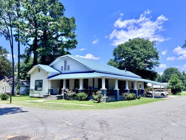 812 Watts Street, Monticello, MS 39654