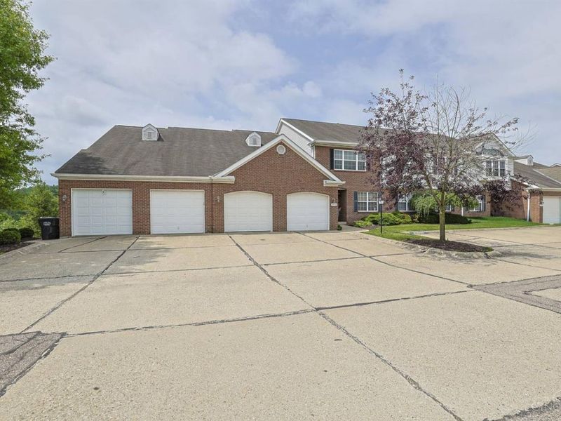 6531 Chesapeake Run, Unit 279, Cincinnati, OH 45248 Photo 2