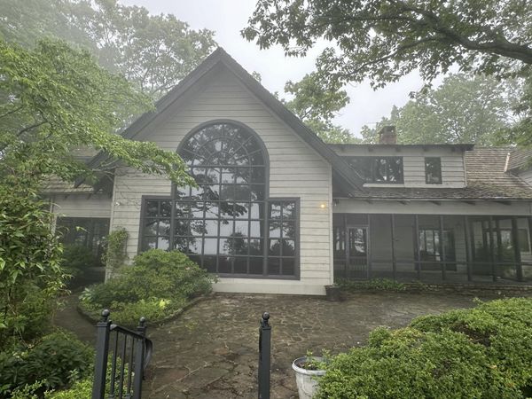 4608 Chestnut Avenue, Signal Mountain, TN 37377