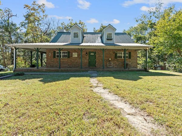 59 Grays Ln , Fayetteville, TN 37334