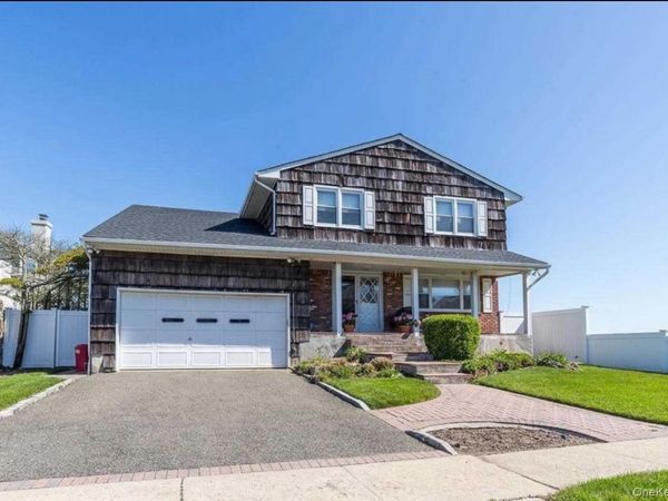 215 Scott Drive, Atlantic Beach, NY 11509