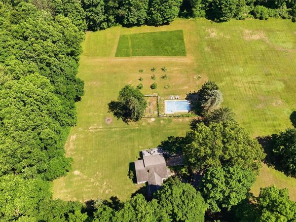 11 Valley View Road , Hopewell Junction, NY 12533