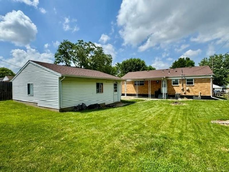 110 W Routzong Drive, Fairborn, OH 45324 Photo 6