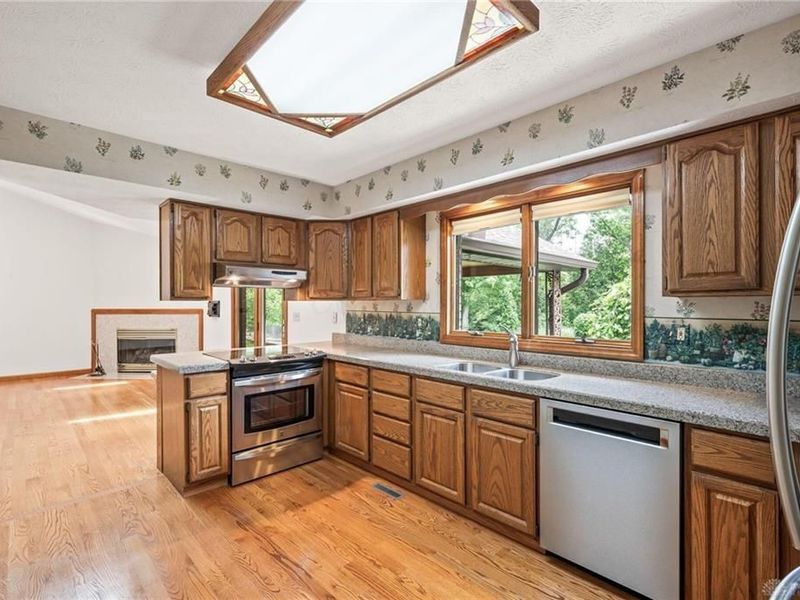 7630 Essington Circle, Washington Township, OH 45459 Photo 15