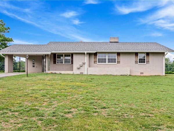 114 Shiloh Farm Trail , State Road, NC 28676