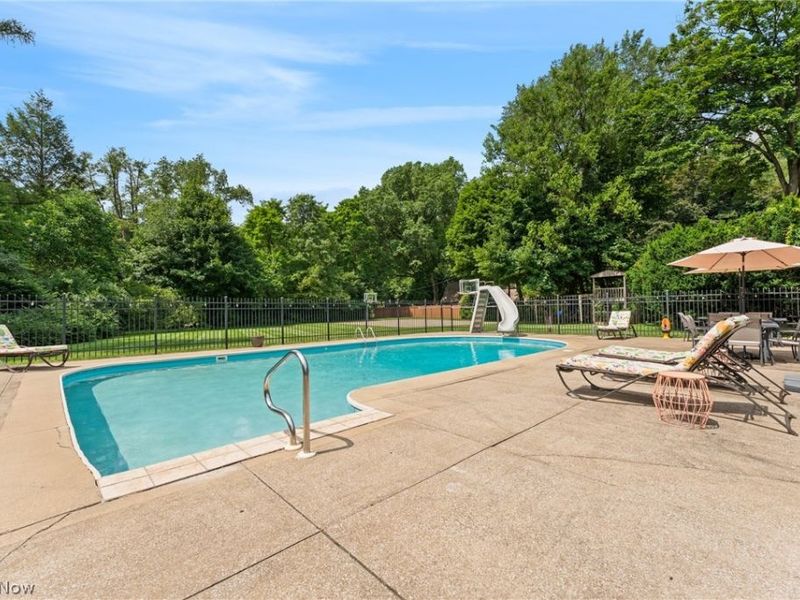 70 S Meadowcroft Drive, Akron, OH 44313 Photo 34