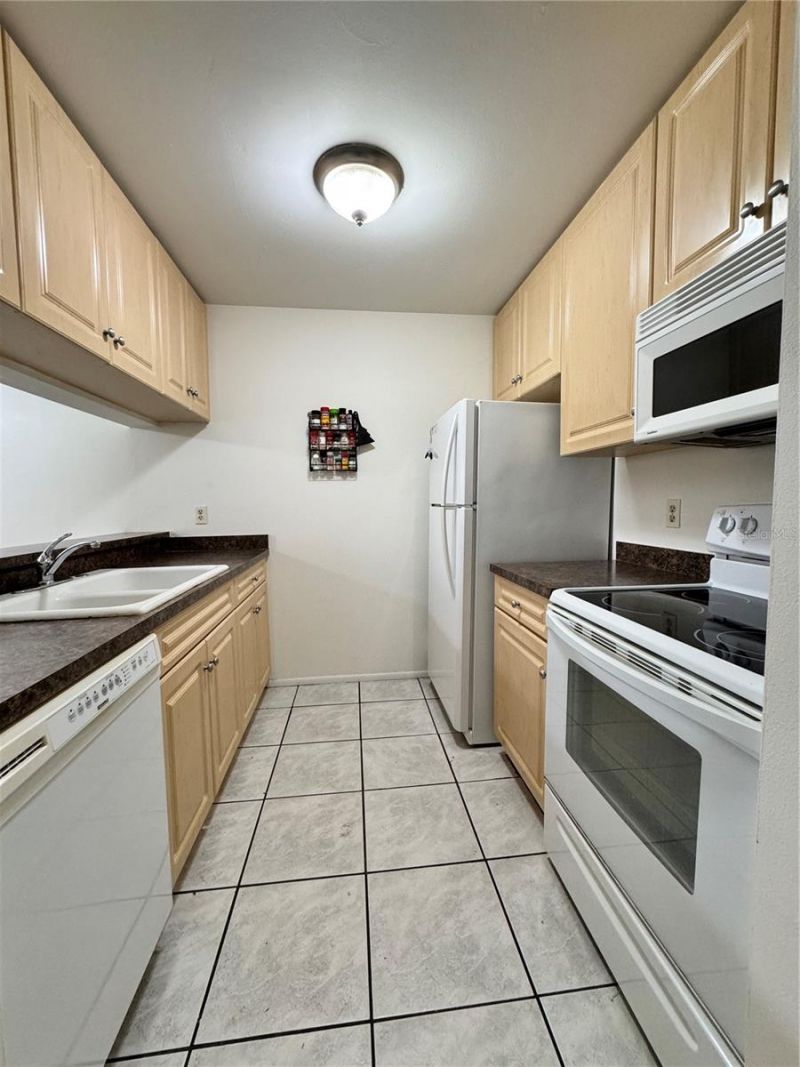 3610 59th Avenue W, Unit 3610, Bradenton, FL 34210 Photo