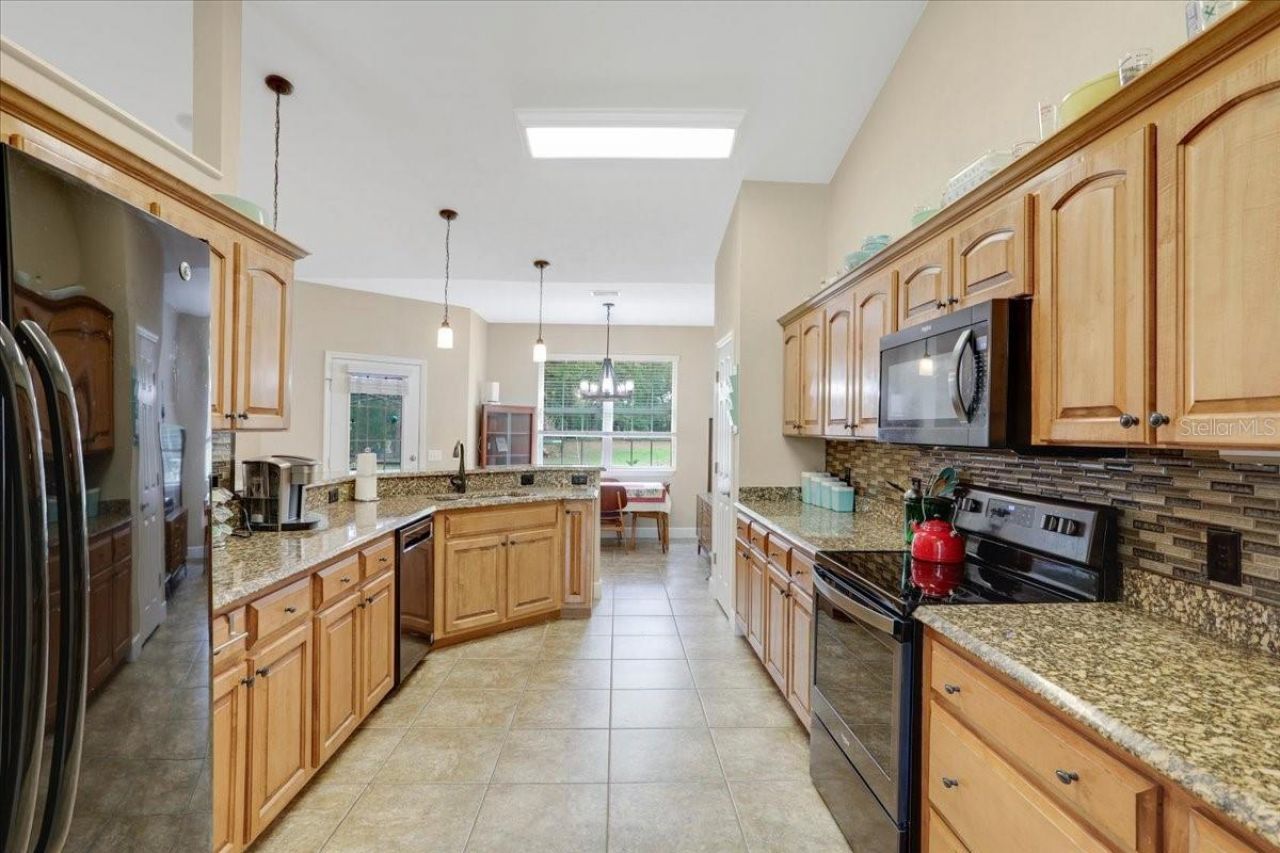 20641 NW 166th Place, High Springs, FL 32643 Photo