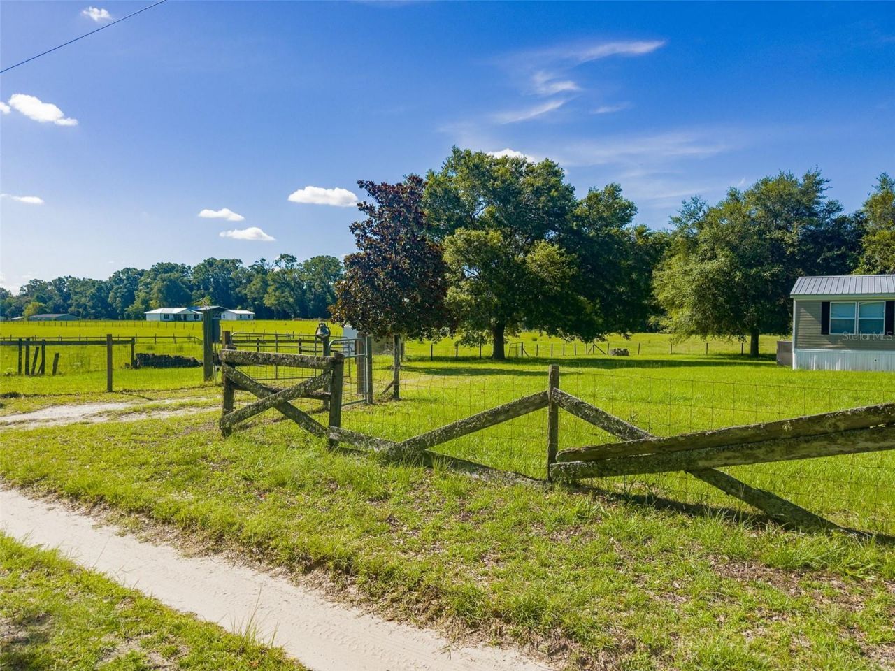 21528 NW 209th Terrace , High Springs, FL 32643 Photo