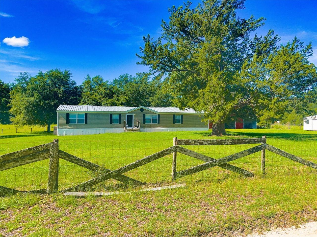21528 NW 209th Terrace , High Springs, FL 32643 Photo