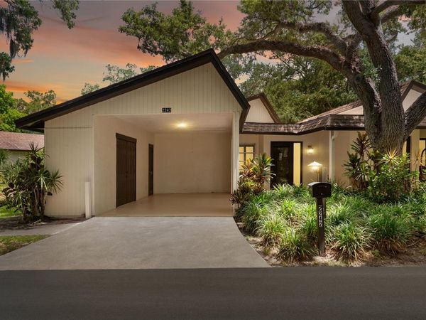 2242 CIRCLEWOOD DRIVE , Unit 24, SARASOTA, FL 34231