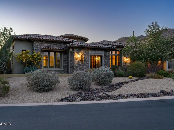 8856 E ROSEDALE Circle, Mesa, AZ 85207