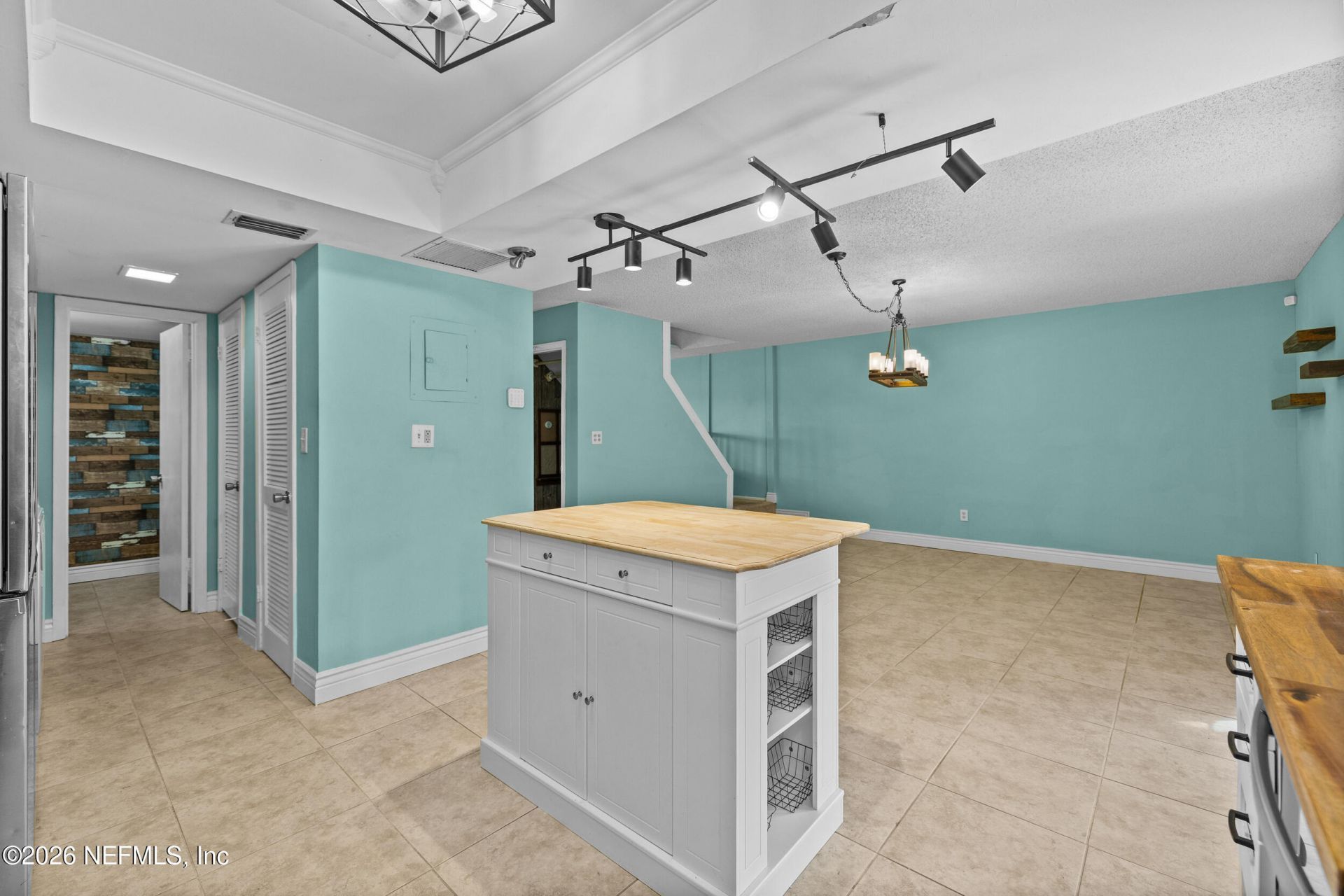 8203 Sutton Place N, Jacksonville, FL 32217 Photo
