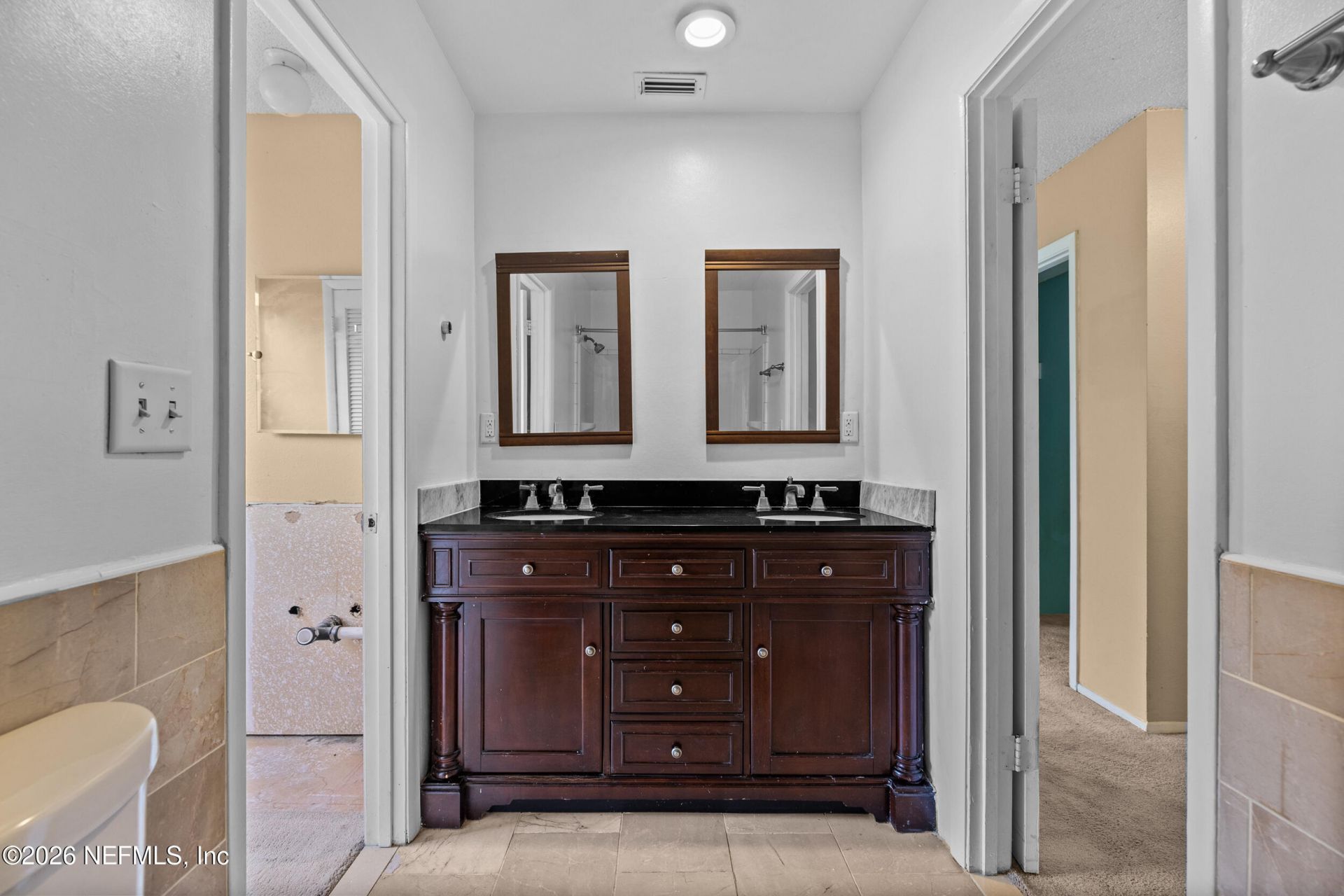 8203 Sutton Place N, Jacksonville, FL 32217 Photo