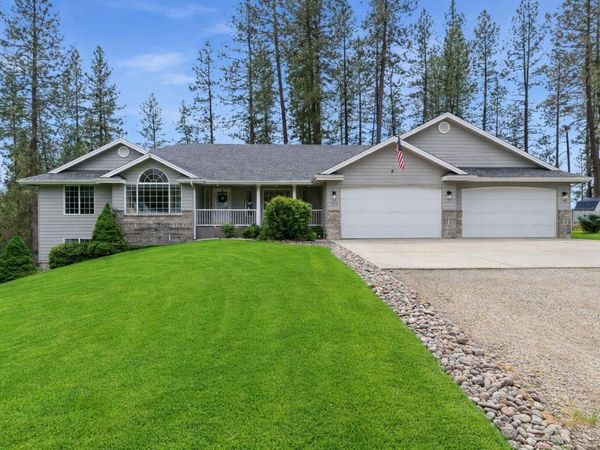 3219 W Packmule Ln, Deer Park, WA 99006