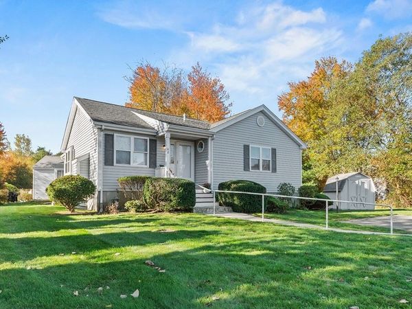 42 Crystal Water, Unit 42, East Bridgewater, MA 02333