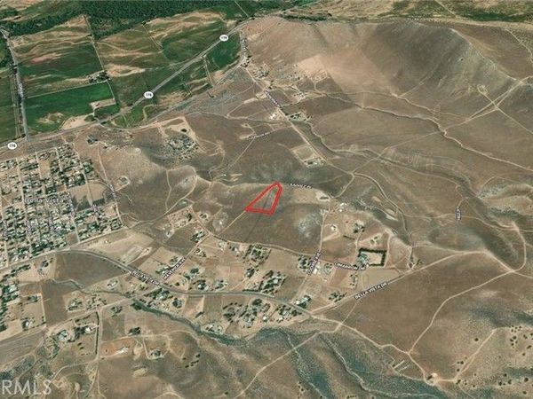 5201 Saddle Place, Weldon, CA 93283