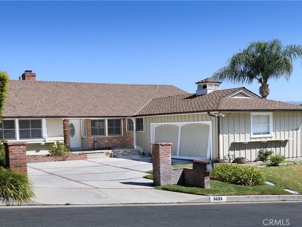 3633 Willowcrest Avenue , Studio City, CA 91604