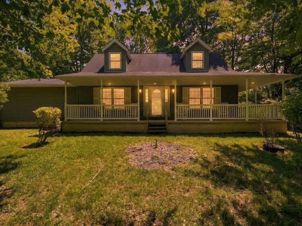 562 Terrace Ridge Circle , Howard, OH 43028