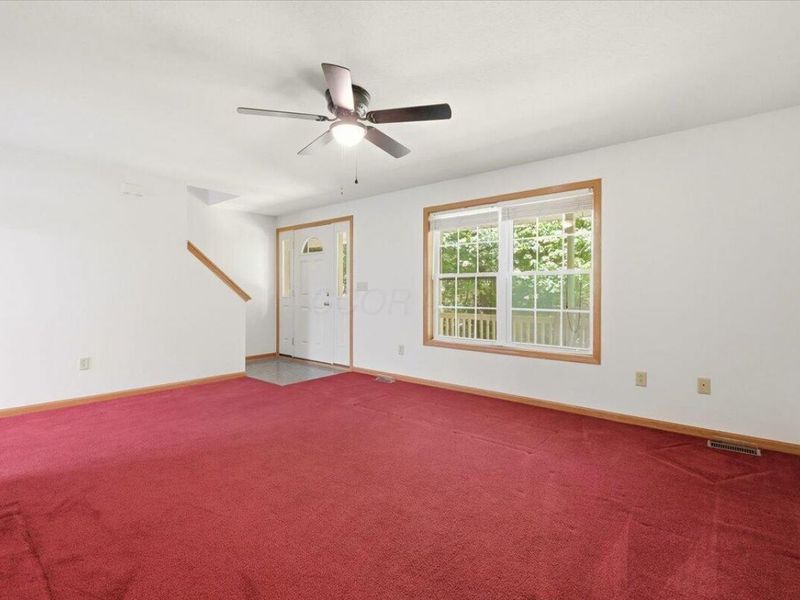 562 Terrace Ridge Circle , Howard, OH 43028 Photo 2