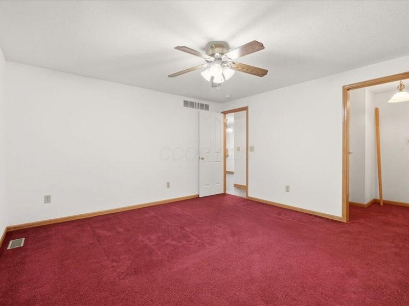 562 Terrace Ridge Circle , Howard, OH 43028 Photo 23
