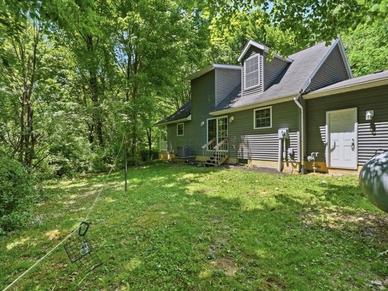 562 Terrace Ridge Circle , Howard, OH 43028 Photo 27