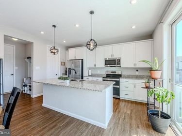 324 CEDAR SPRING , STRASBURG, VA 22657