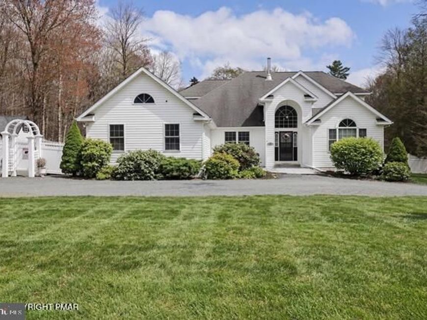 343 High Country Drive , Blakeslee, PA 18610 Main Photo