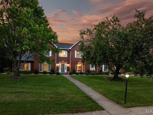 116 Fairwood Hills Road, O'Fallon, IL 62269