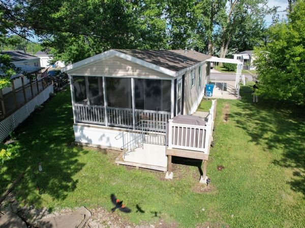 187 Driftwood Parkway, Port Clinton, OH 43452
