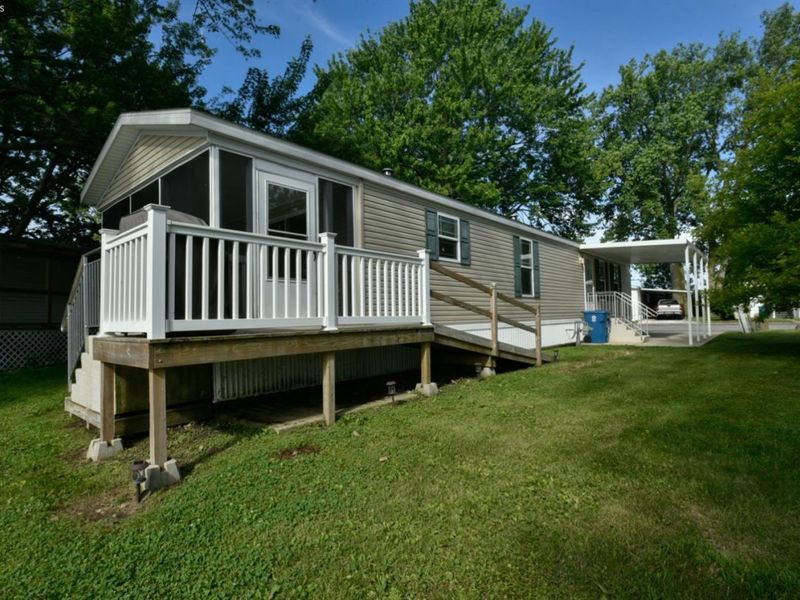 187 Driftwood Parkway, Port Clinton, OH 43452 Photo 2