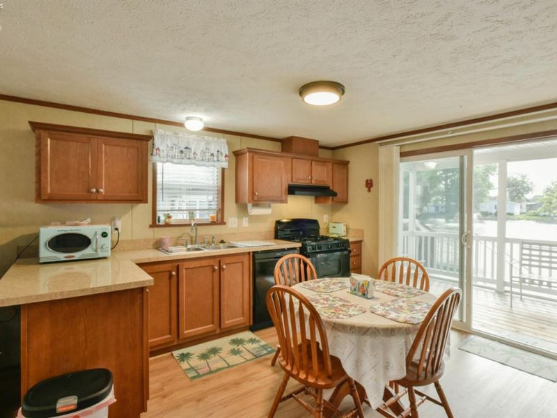 187 Driftwood Parkway, Port Clinton, OH 43452 Photo 5