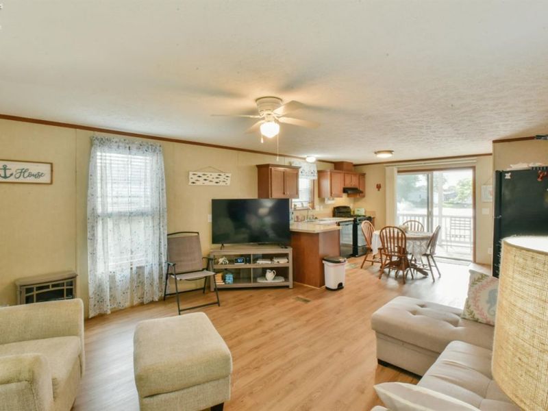 187 Driftwood Parkway, Port Clinton, OH 43452 Photo 9