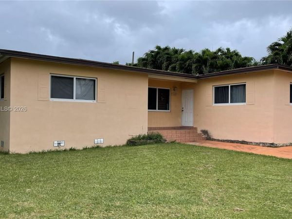 1460 SW 65th Ave , West Miami, FL 33144
