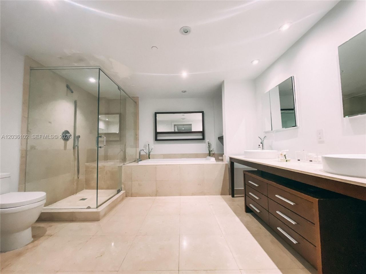 465 Brickell Ave , Unit 1101, Miami, FL 33131 Photo