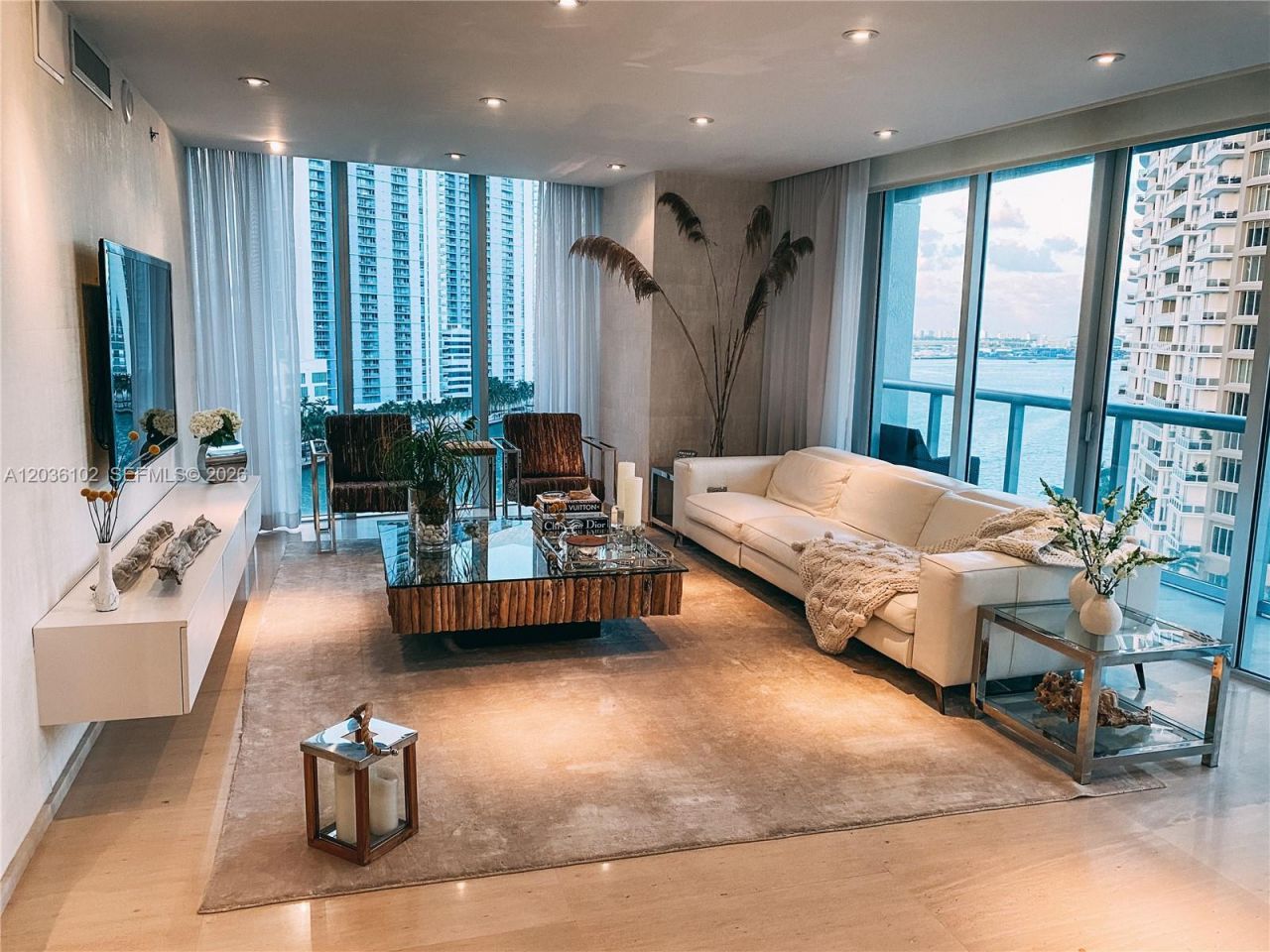 465 Brickell Ave , Unit 1101, Miami, FL 33131 Photo
