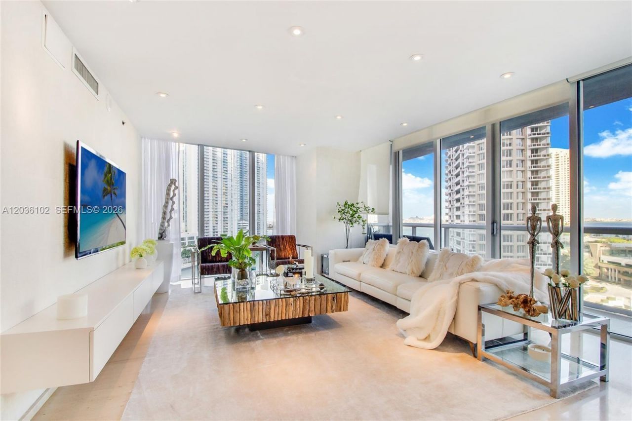 465 Brickell Ave, Unit 1101, Miami, FL 33131 Photo