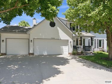 13404 Hillsborough Drive, Omaha, NE 68164