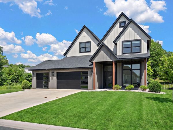 4998 Beach Street NE, Prior Lake, MN 55372