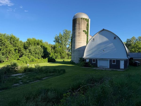48050 Old River Bluff Road, Saint Peter, MN 56082