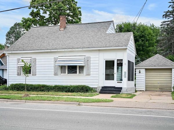 368 W Sarnia Street, Winona, MN 55987