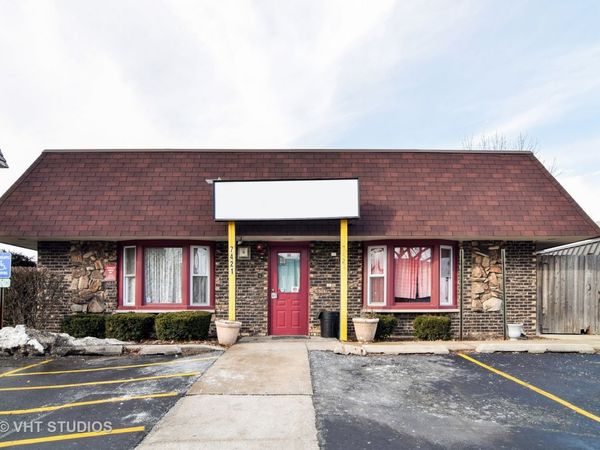 7421 Astor Avenue , Hanover Park, IL 60133