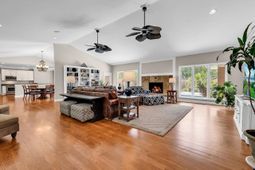 406 Dunes Dr. photo 4