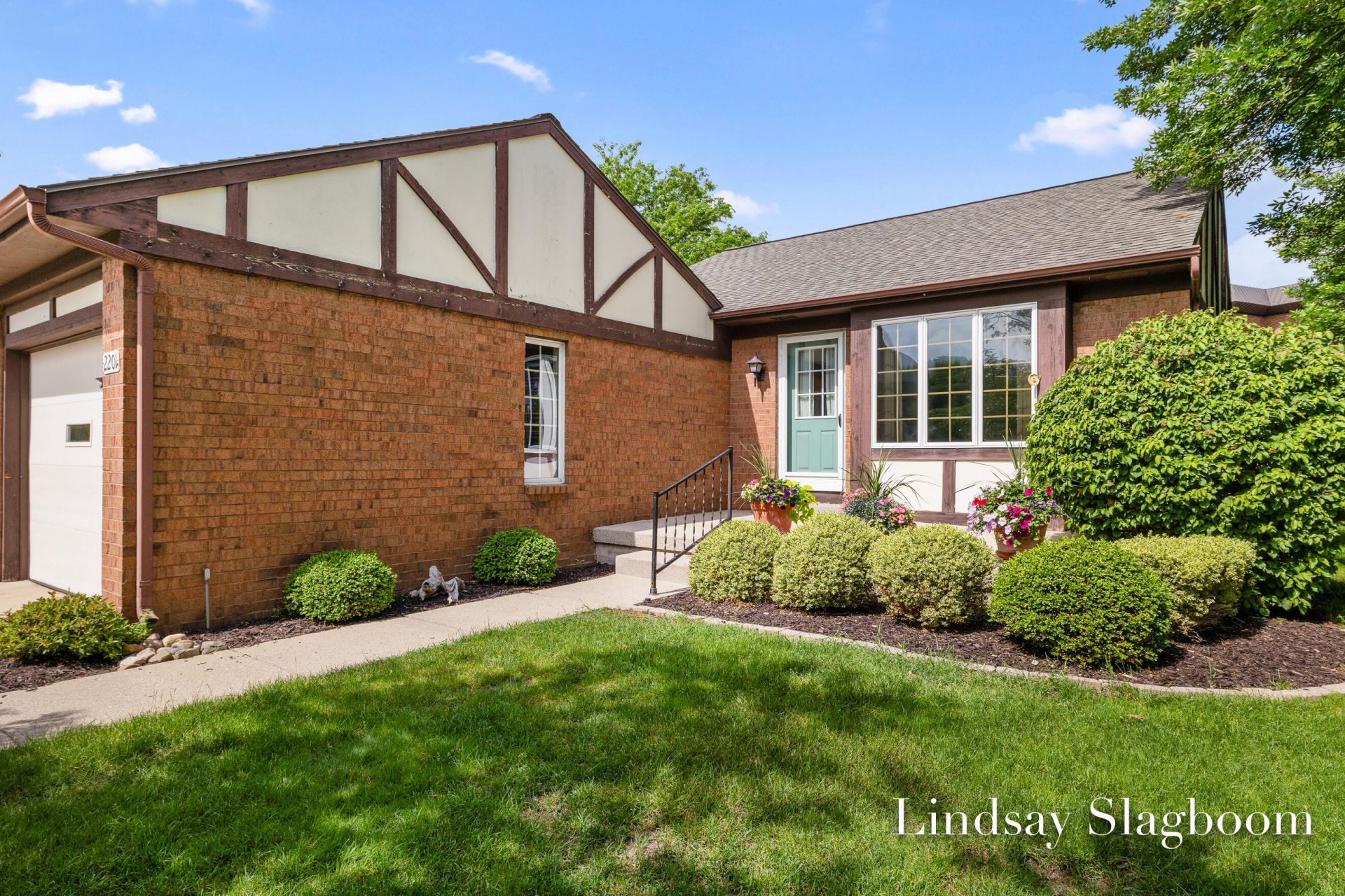 2201 Radcliff Circle Se, Unit 96, Grand Rapids, MI 49546 Main Photo